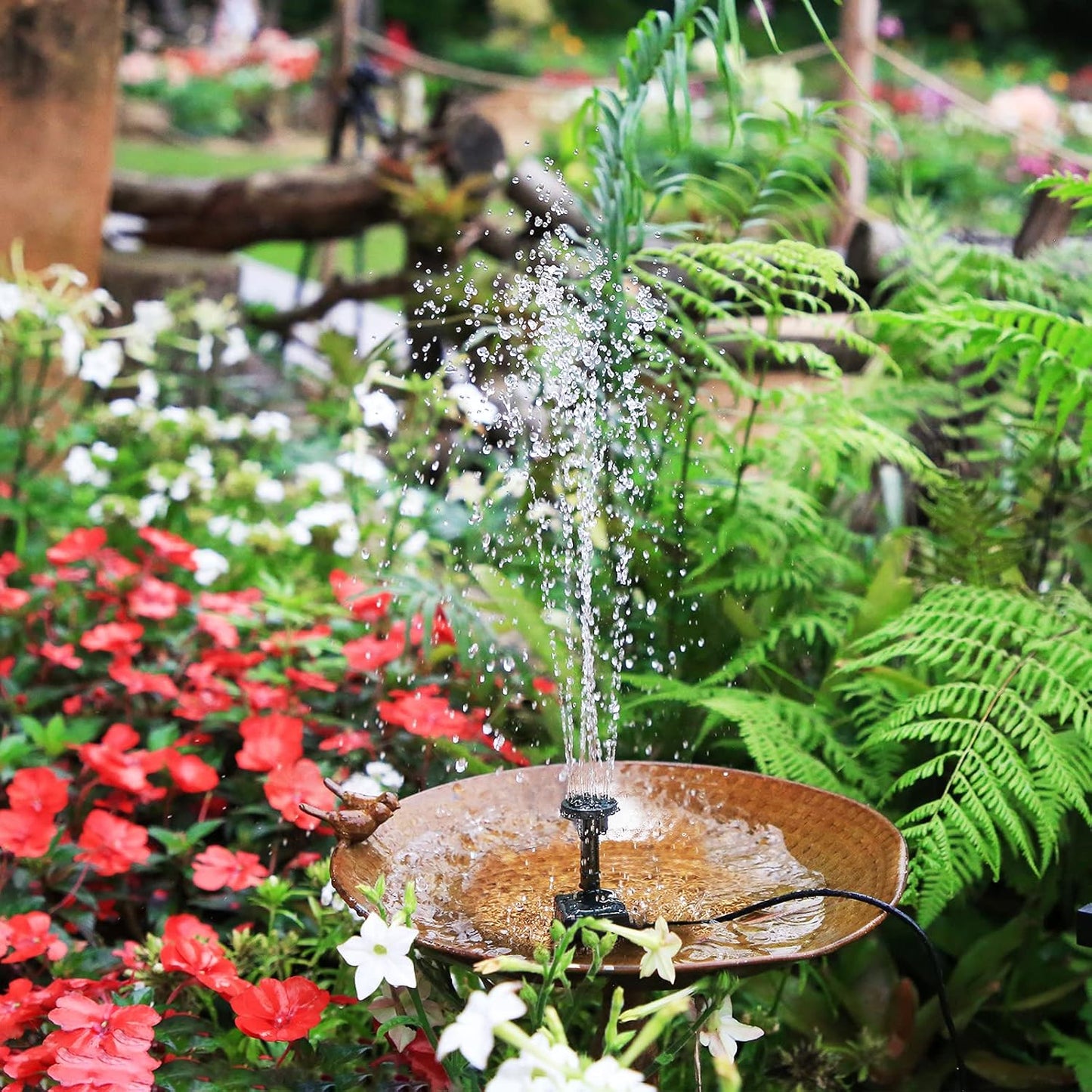 2.5W Split Solar Fountain with 10m Extension Cable, 6 Different Nozzles, 18*12cm